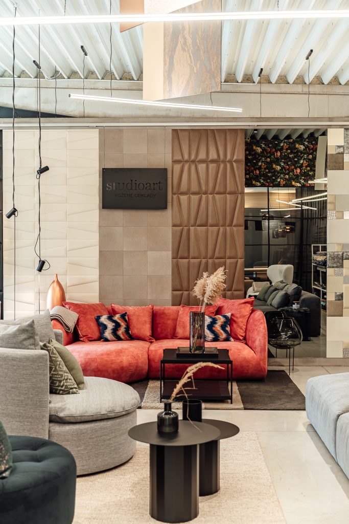 sedací souprava vilmers na showroomu diamond design